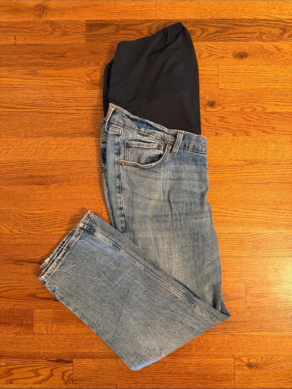 Abercrombie & Fitch Maternity Ankle Straight Jeans